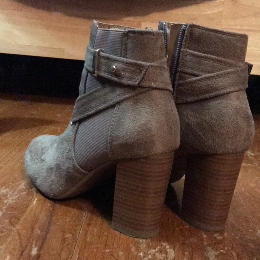 Tan zip booties - Picture 4 of 4